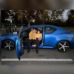 Meet your Posher, Max